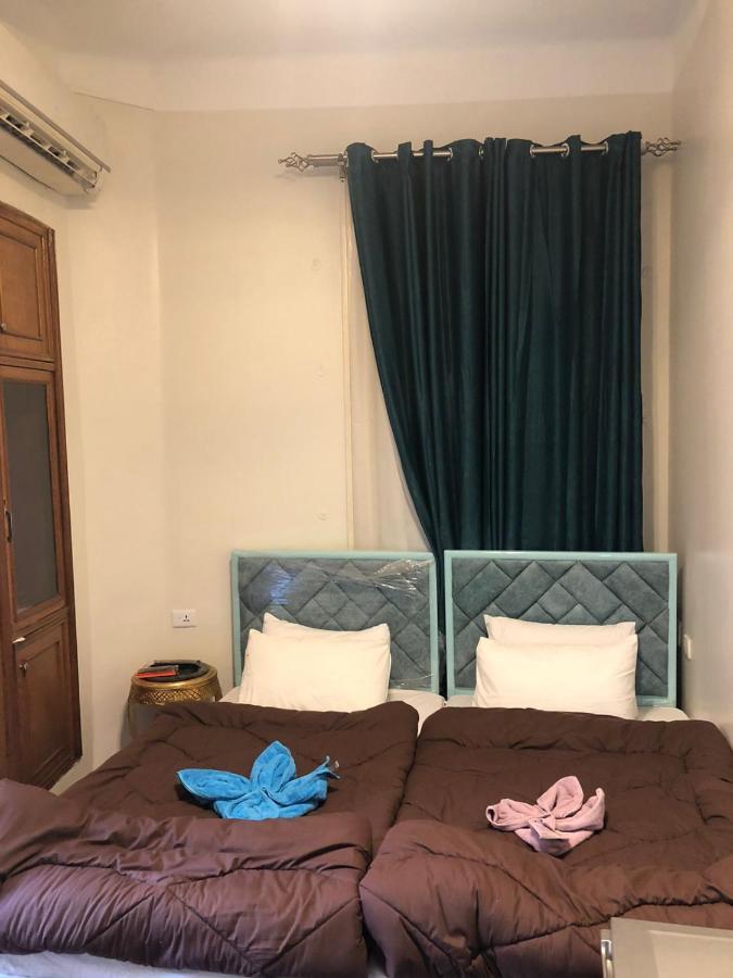 Abdeen Palace Hostel Cairo Exterior photo